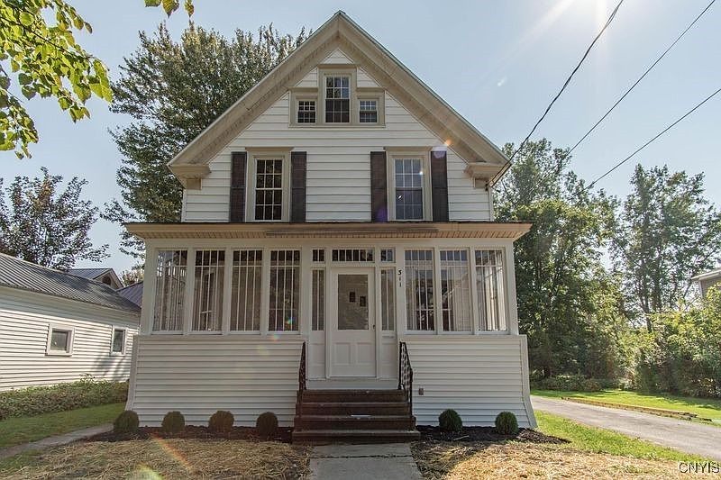 1st image of 311 W Woodruff St
