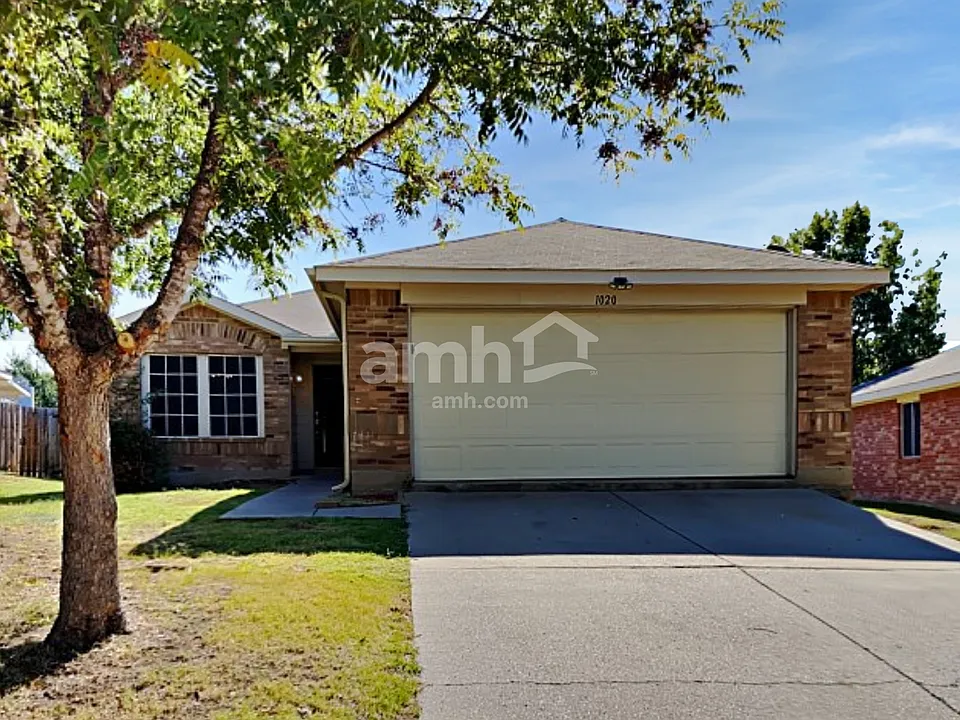 1020 Chelsea Ln