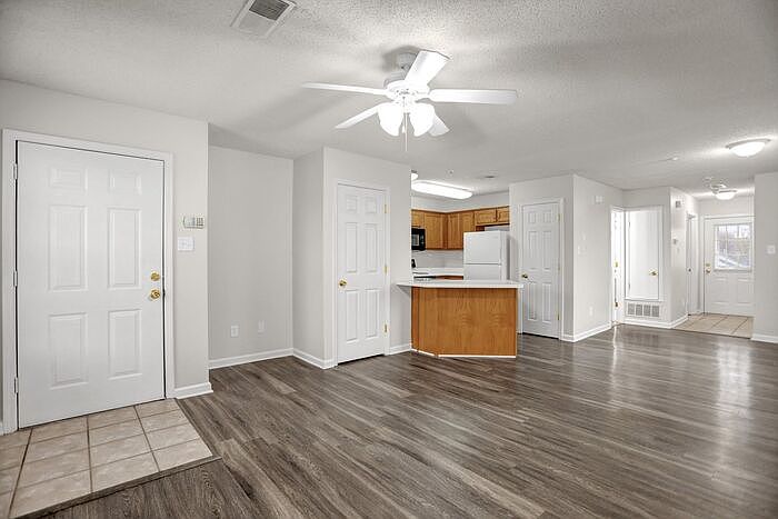 1st image of 792 Barrington Woods Cv #A