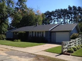 3209 McCulloch St, Stevens Point, WI 54481