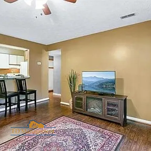 126 Wells Ct #2 Photo 1 126 Wells Ct #2 Photo 1