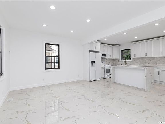 3rd image of 245 Garfield Ave