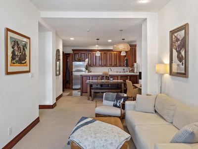 145 Sunny Ridge Pl APT E2, Mountain Village, CO, 81435