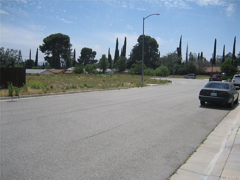 1st image of 0 King St