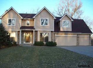 7 Ginger Woods Rd NE, Valley, NE 68064