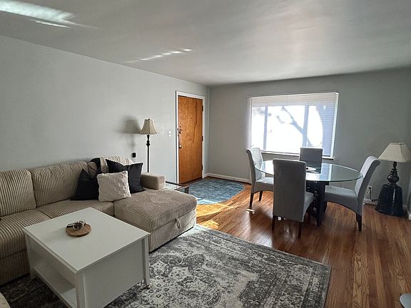 3rd image of 4112 Paxton Ave #3