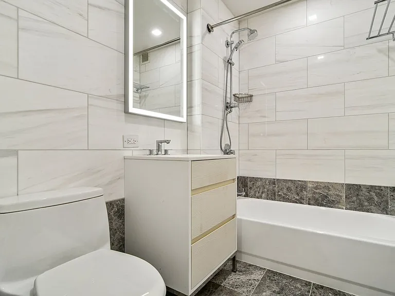 1 Columbus Pl #N15J — Photo 14
