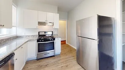677 Bennington St #1 — Photo 3