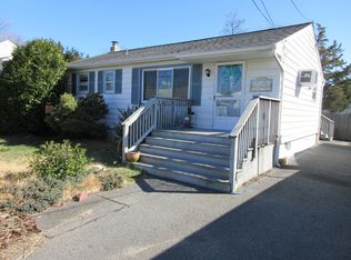 6 Wooley Ln, Belmar, NJ 07719