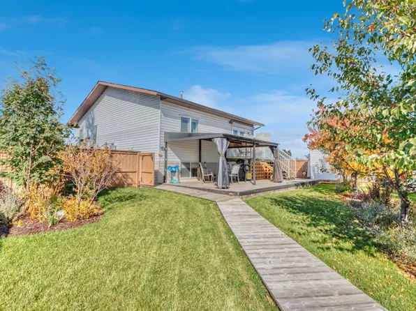 111 Maplewood Pl N, Diamond Valley, AB T0L 0H0