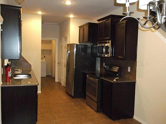 2nd image of 1626 Neff Dr