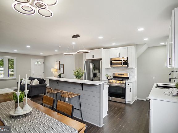 5th image of 219 Glenrae Dr