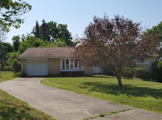 1010 Overlook Dr, Washington, PA