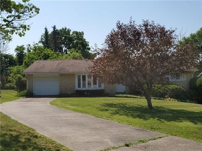1010 Overlook Dr, Washington, PA, 15301