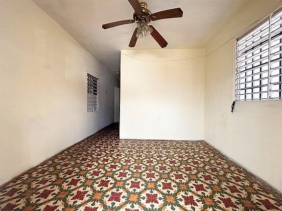 5th image of 167 CALLE DEL PARQUE