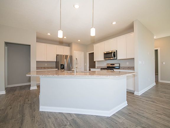 5th image of 8903 Faulkner Dr