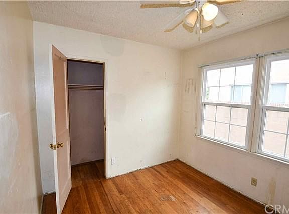 5th image of 11354 Rosecrans Ave