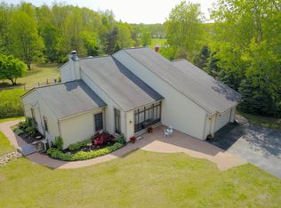 6539 Ridgewood Rd, Clarkston, MI 48346