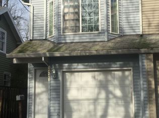 8441 SE Mill St, Portland, OR 97216