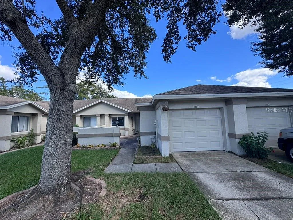 2 bed, 2.0 bath, 1036 sqft, $2,400 — Photo 3