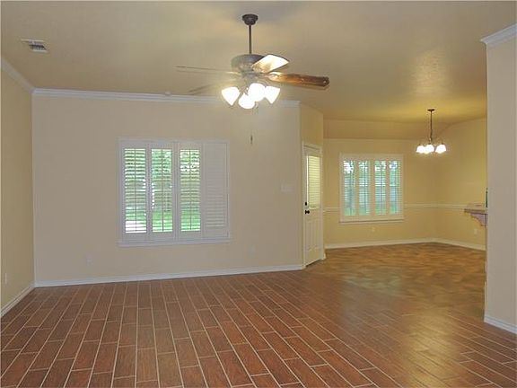 4th image of 508 Atlas Ave