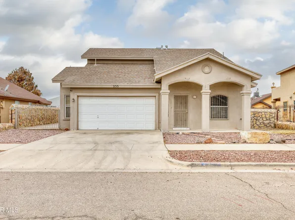 233 Lago Grande Dr, Horizon City, TX 79928