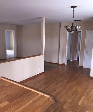 4th image of 481 S Dos Caminos Ave
