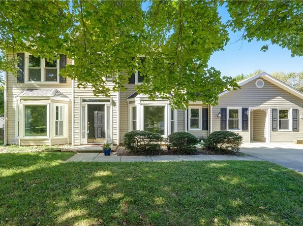 6806 Renwick Ct, Greensboro, NC 27410