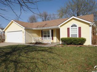 540 N Salsbury Ct, Lawrence, KS 66049