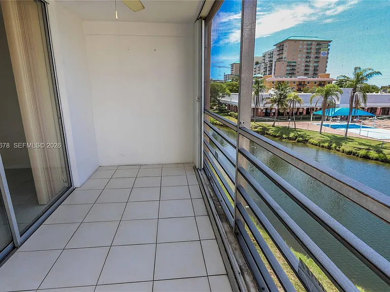 505 E Dania Beach Blvd #4-3G — Photo 21