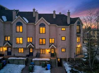 2301 E 14th St SW, Calgary, AB T2T 3T5