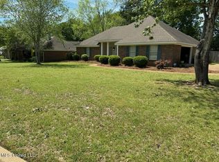551 Brookstone Cir, Madison, MS 39110