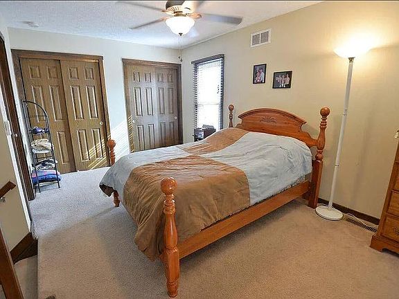 5th image of 356 Saint Andrews Dr