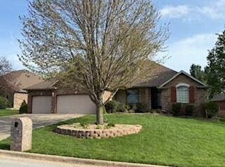 4830 S Montrose Pl, Springfield, MO 65810