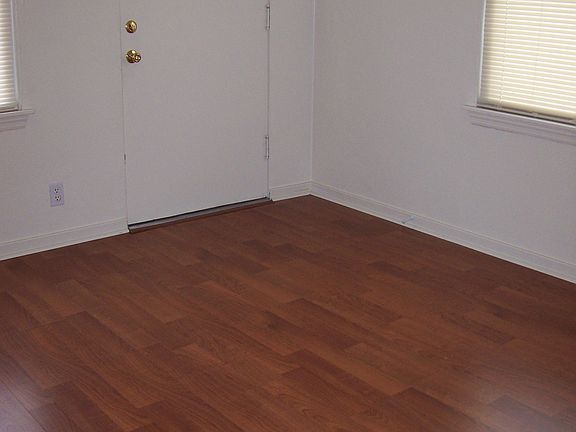 2nd image of 3144 165th St #5