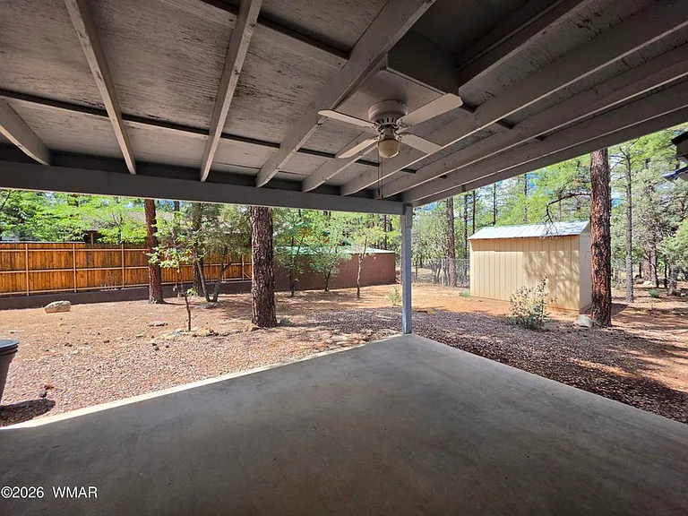 1721 W Hall St — Photo 9