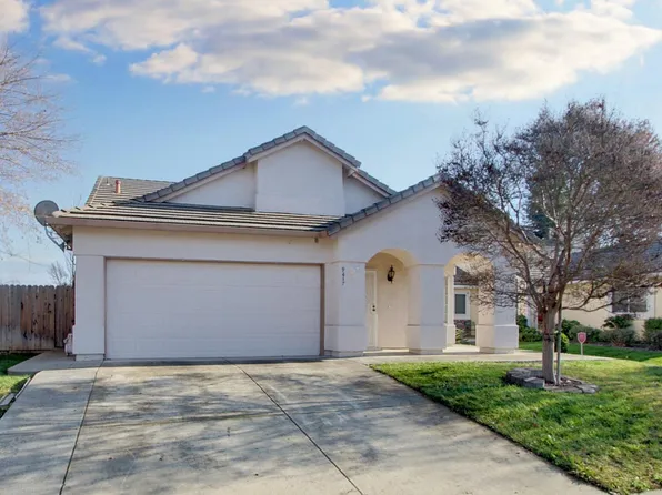 9417 Trenholm Dr, Elk Grove, CA 95758