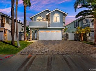 1416 Lakeside Ln, Huntington Beach, CA 92648