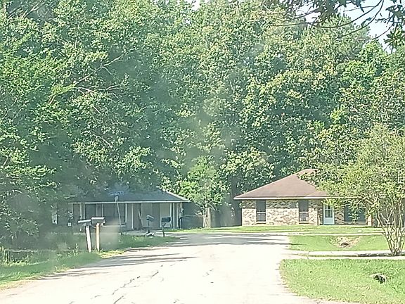 4th image of 14821 Bluff Creek Dr