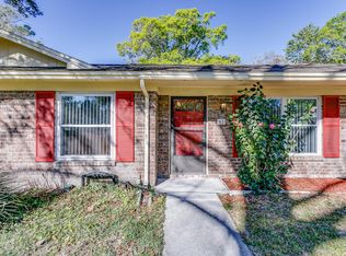 61 Vanderford Rd E, Orange Park, FL 32073