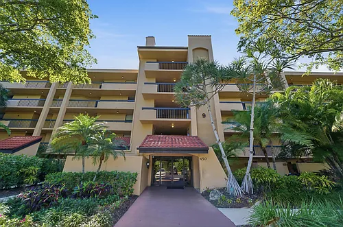450 Egret Cir Photo 1