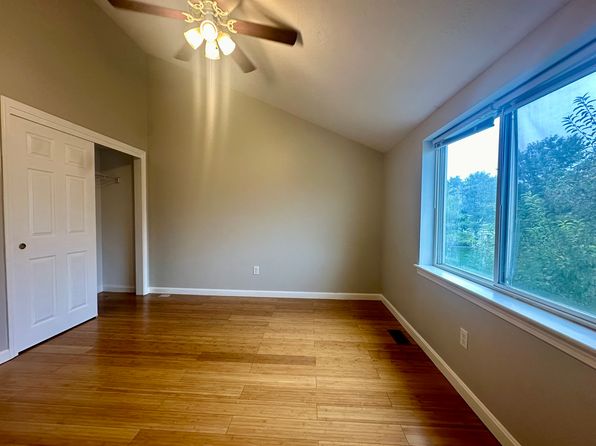 360 Littleton Rd UNIT D12