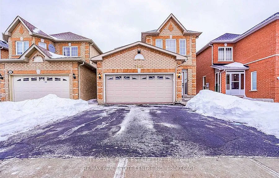 3 bed, $3,300 — Photo 2