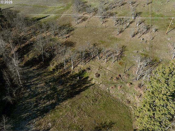 4th image of 3673 Browns Creek Rd