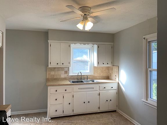 5th image of 1625 Sweetser Ave