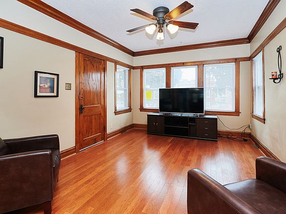 5th image of 2528 Harvey Ave