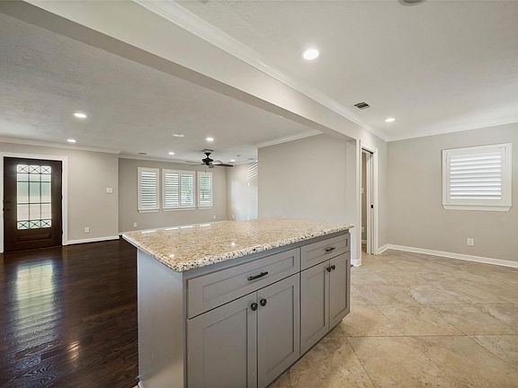 4th image of 3702 T C Jester Blvd