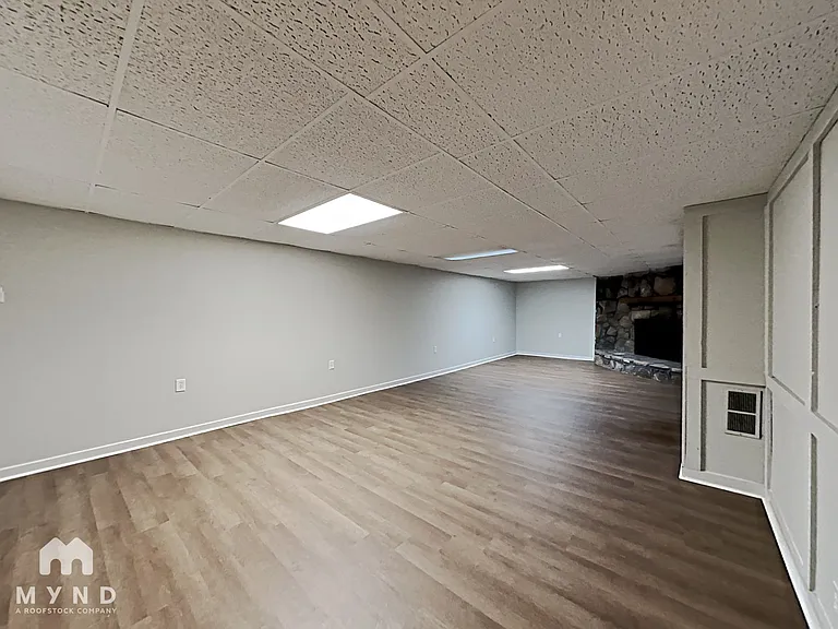 1840 Westridge Dr — Photo 6