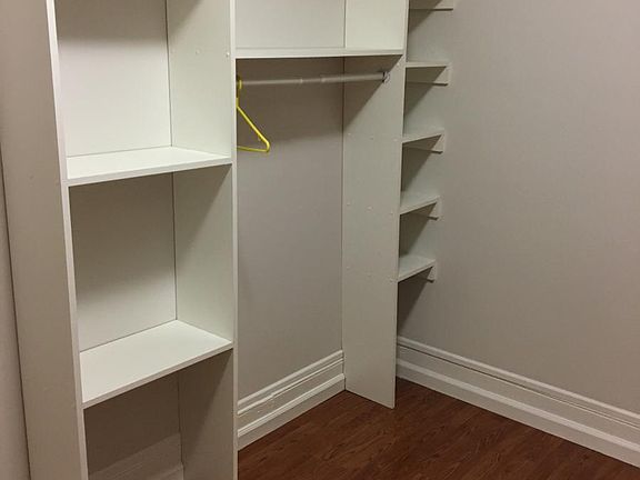 Custom closet