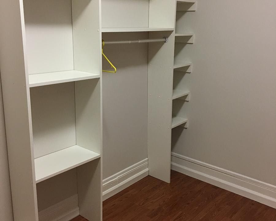 Custom closet